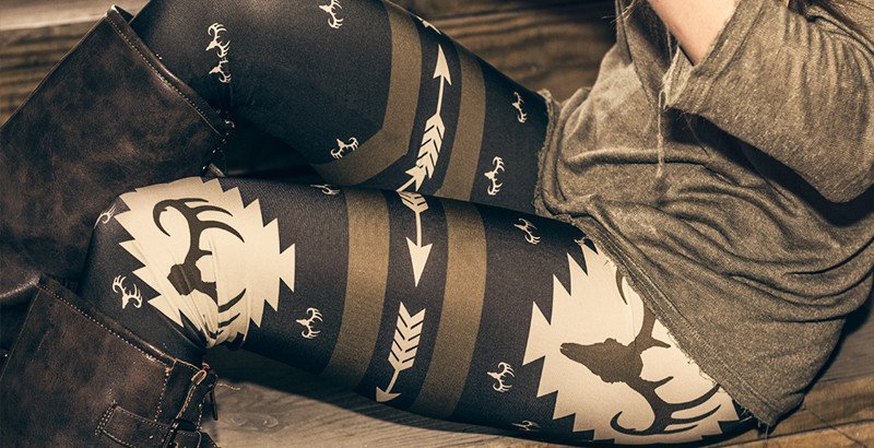 Fall Leggings with Deer print pattern , fashion , printing, autumn , winter , woman , christmas , back to school , top fashion