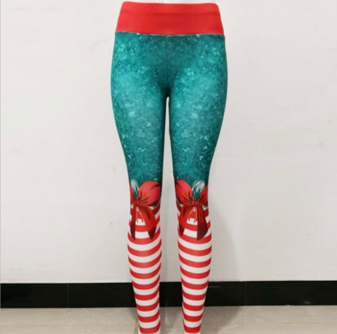 Christmas Elf Leggings - Be Yoga Fitness Ready with a hint of Candy Cane 